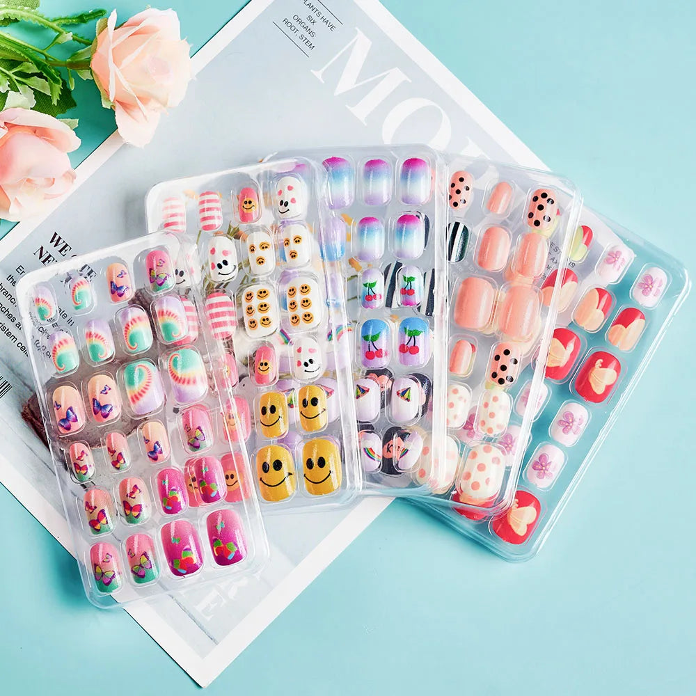 Children Press on Nails,24 Pcs Fake Nails Tips for Kids Acrylic Nails Pre-glue Full Cover Short False Nails Cute Fingernails