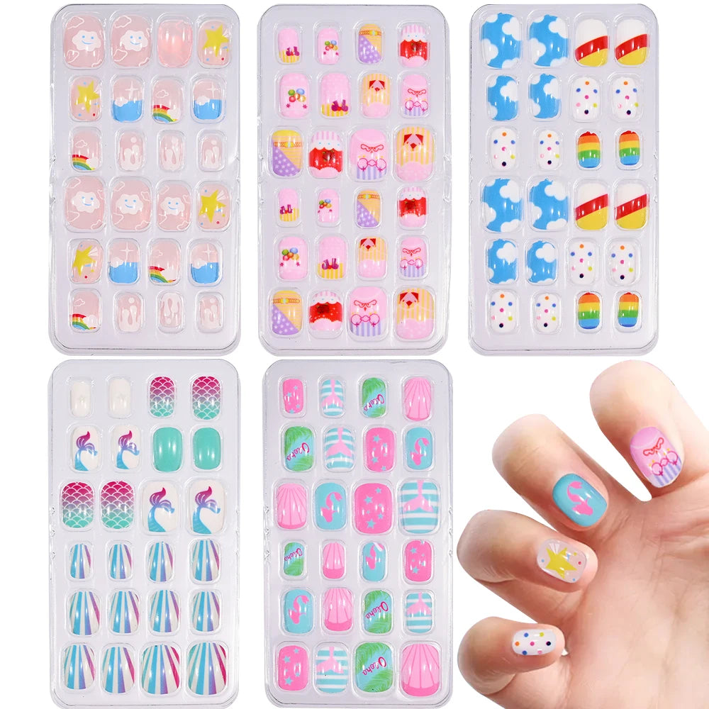 5*24Pcs=120Pcs Christmas Children Cartoon Nail Tips Colorful Cute Girl Fake Nail Set With Jelly Glue Adhesive Children False Nai